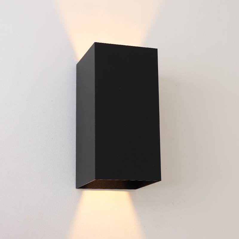 Moderne Außen Wandleuchte mit Dämmerungsmelder Schwarz, Dion, IP65