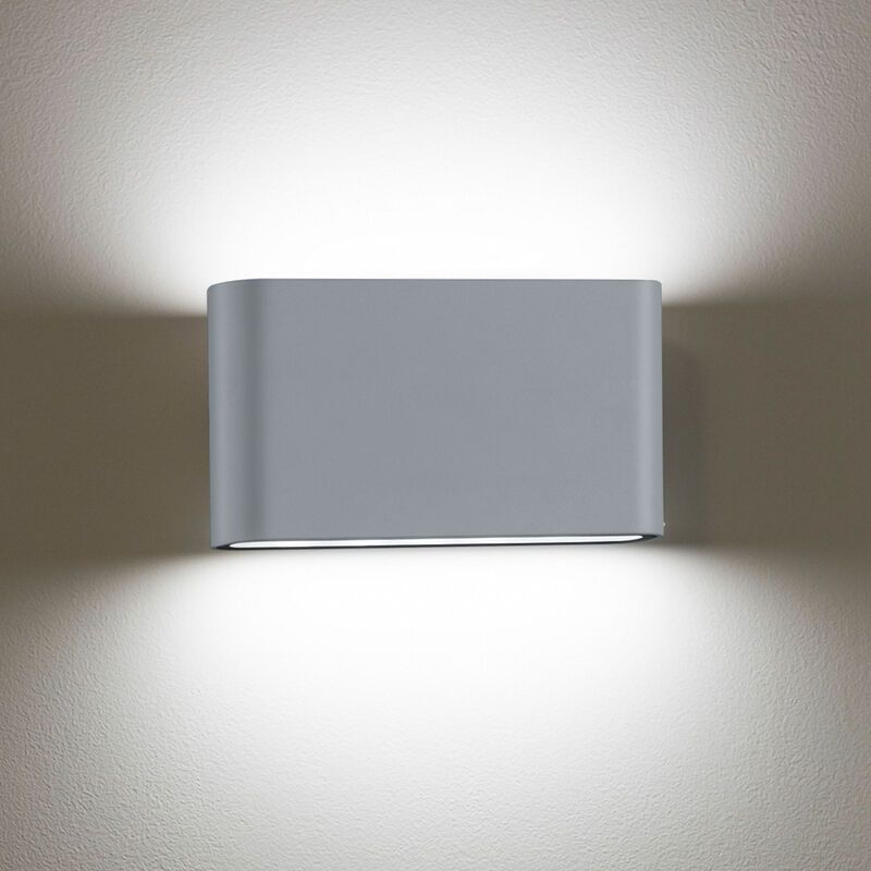 Silberne Außenleuchte Modern, Bridlington, 4,5W, 3000K LED, IP54 Silberne Außenleuchte Modern, Bridlington, 4,5W, 3000K LED, IP54