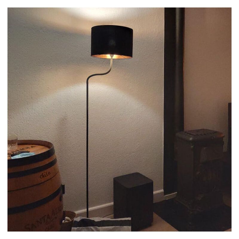 Schwarze Stehlampe Modern, Jeany, mit Schalter Schwarze Stehlampe Modern, Jeany, mit Schalter