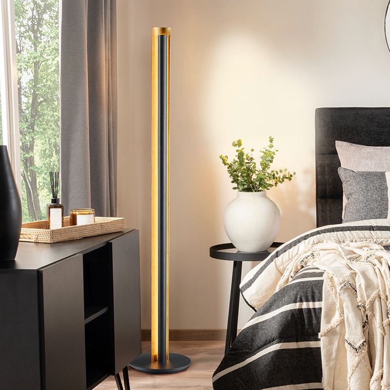 Schwarze Stehlampe Modern, Baruch, 15W, 3000K LED, mit Schalter