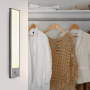 Silberne Schranklampe Kunststoff, Ilana, 1W, 3000K LED