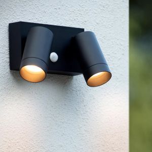 Schwarze Außen Wandleuchte mit Bewegungsmelder Modern, Taylor, IP54