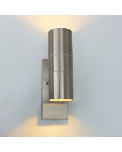Moderne Außen Wandleuchte mit Dämmerungsmelder Silber, Pedro, IP44