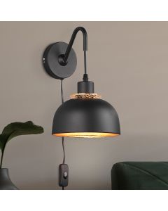 Schwarze Wandleuchte Industrial, Sylvano, mit Schalter