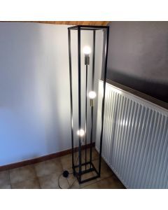 Schwarze Stehlampe Modern, Fabrice, mit Schalter