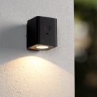 Schwarze Solar Außen Wandleuchte Modern, Ramin, 1W, 2850K LED, IP54