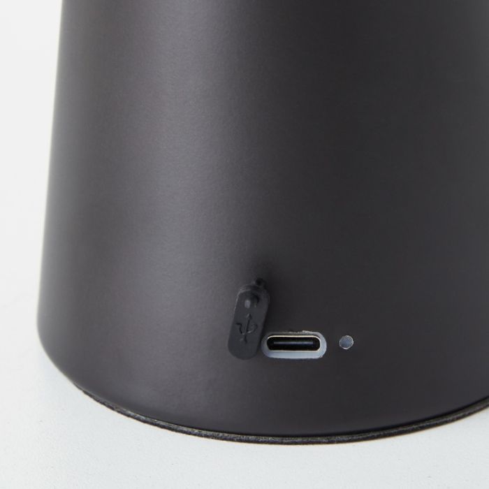 Moderne aufladbare Außen Tischlampe Schwarz, Stig, 3W, 3000K LED, IP44, 3-stufig dimmbar