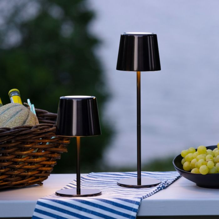 Moderne aufladbare Außen Tischlampe Schwarz, Skander, 4W, warm- bis kaltweiß einstellbare LED, IP44, mit Touch-Dimmer