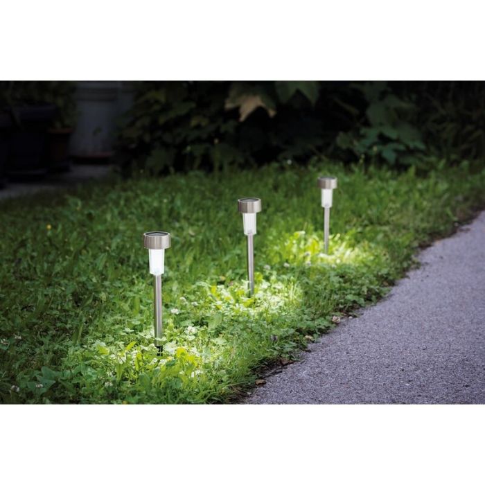 Silberne Außenstrahler Edelstahl, Zora, 0,5W, 3000K LED, IP44, mit Schalter