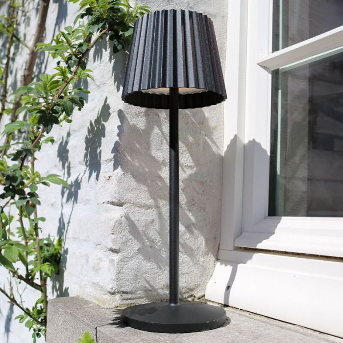 Schwarze Außen Tischleuchte Landhaus, Justine, 2W, 2700K LED, IP54, mit Touch-Dimmer