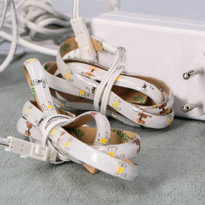 Dimmbares Treppen-LED-Streifen-Set, 15 LED-Streifen 2700K