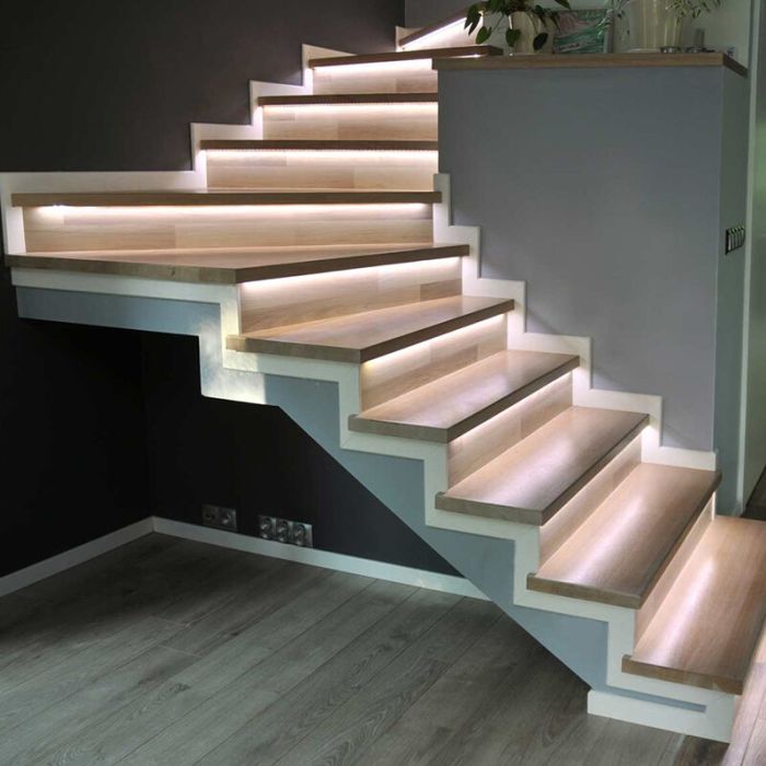 Dimmbares Treppen-LED-Streifen-Set, 15 LED-Streifen 2700K