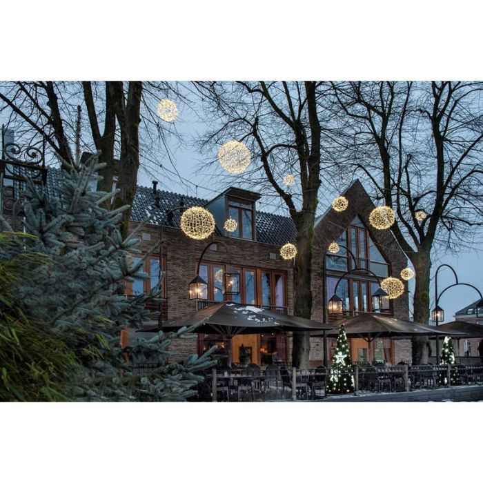 3D Weihnachtskugel, kaltweiße LED, 45 cm Durchmesser + Twinkle